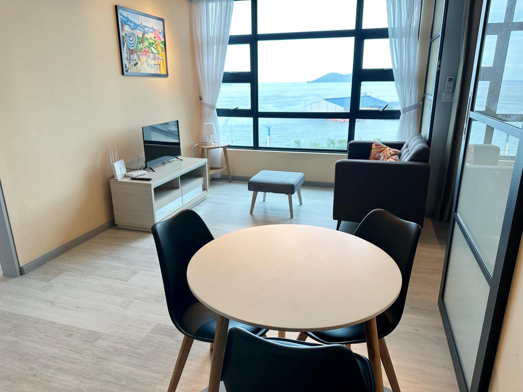 Jesselton Quay Kota Kinabalu City Centre By Lw Suites الغرفة الصورة